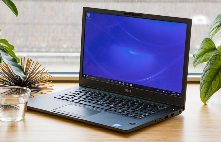 Latitude 7490